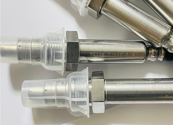 8 สายเดิมไนโตรเจนออกไซด์ Nox Sensor Probe NGK NS11A