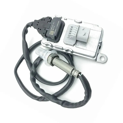 24V ไนโตรเจนอ๊อกไซด์เซ็นเซอร์ Nox Sensor สําหรับ CumminsOEM 5593951 A062U284