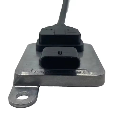 เครื่องตรวจจับสารออกไซด์ไนโตรเจน 12V เครื่องตรวจจับสาร NOX สําหรับ IVECO OEM 5WK96791A 5801881001