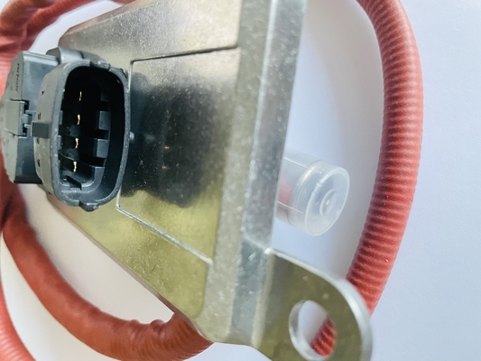 ISO9001 เครื่องยนต์ NOx Sensor สําหรับ DAF Truck 2011649 1793379 5WK96628B 1697586