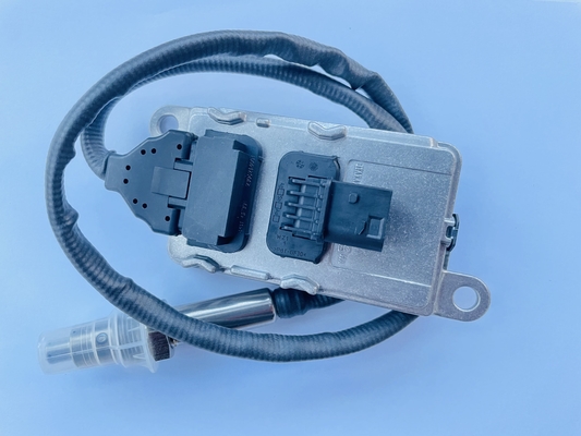 OE Standard 2012 เครื่องยนต์รถบรรทุก NOx Sensor สำหรับ DAF 2006245 5WK96661D