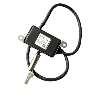24V ไนโตรเจนออกไซด์ NOx เซนเซอร์สําหรับ Iveco OEM 5WK96733B 5801754016