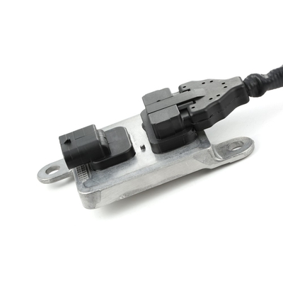 OEM 12V สีดำรถ NOx เซนเซอร์ สำหรับ BMW E81 E88 E90 5WK96621H 758713003