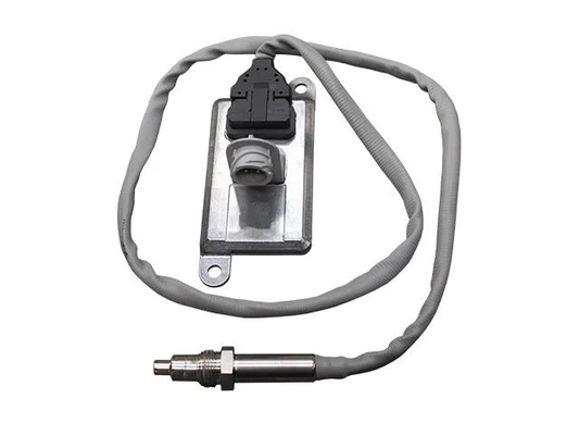 รุ่น 4 รถบัส OE 2296798 Nox Sensor EuroTruck OEM 5WK96679C 2296798